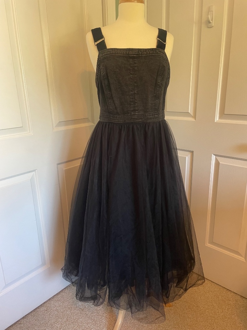 NWT Black Pilcro Denim Tulle Midi Dress - Size 12 - Picture 4 of 10